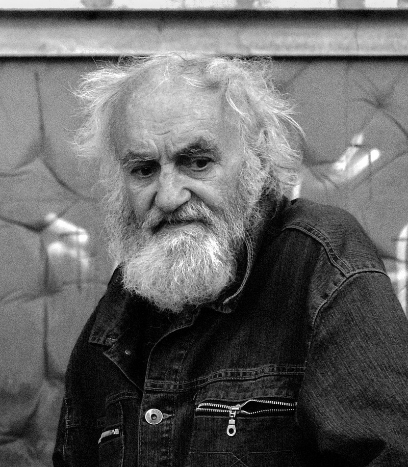 Прожитых лет воспоминанья