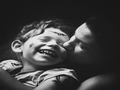 Материнська любов