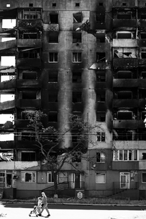 Життя Продовжується