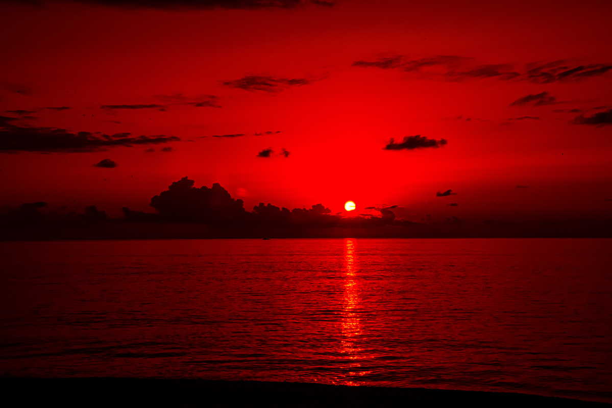 4. Захід в Батумі.