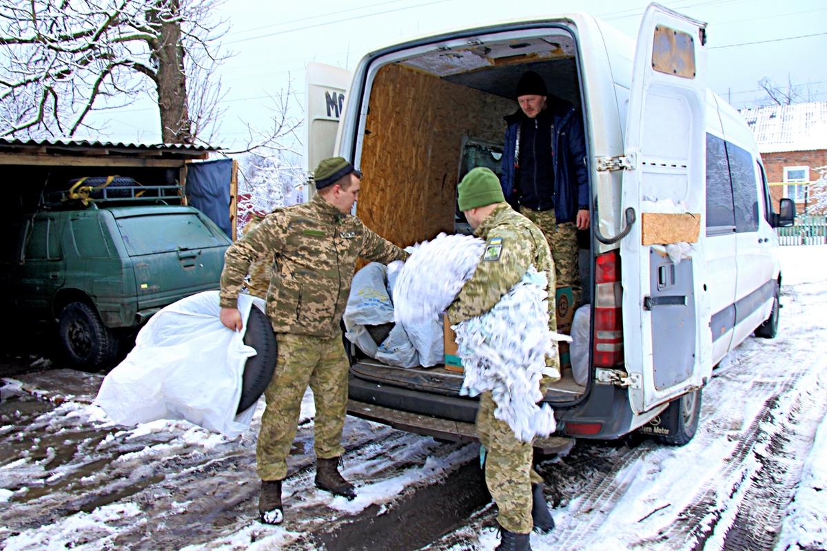 Шини для автомобіля.