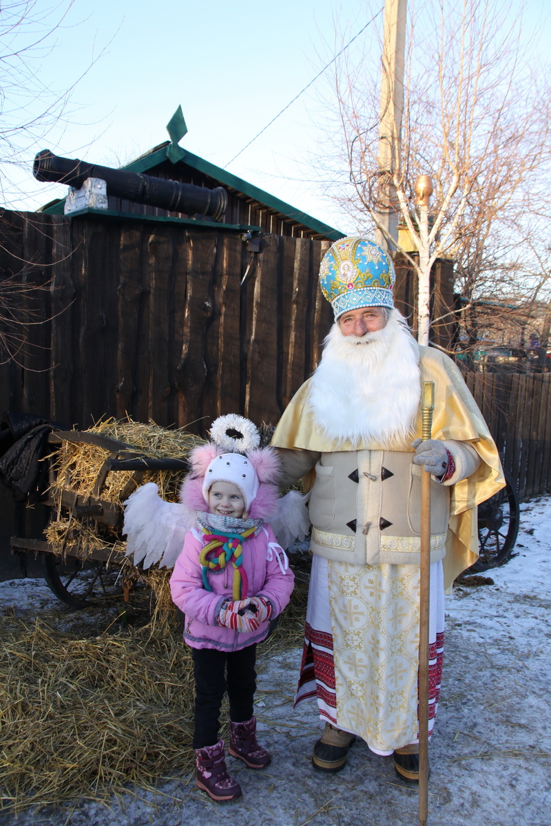 Янгелочок зі св. Миколаєм.