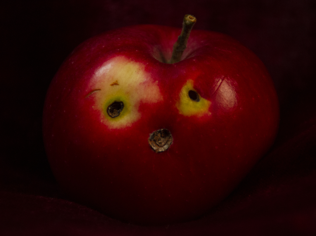 Яблуко здивування або Читаючи новини