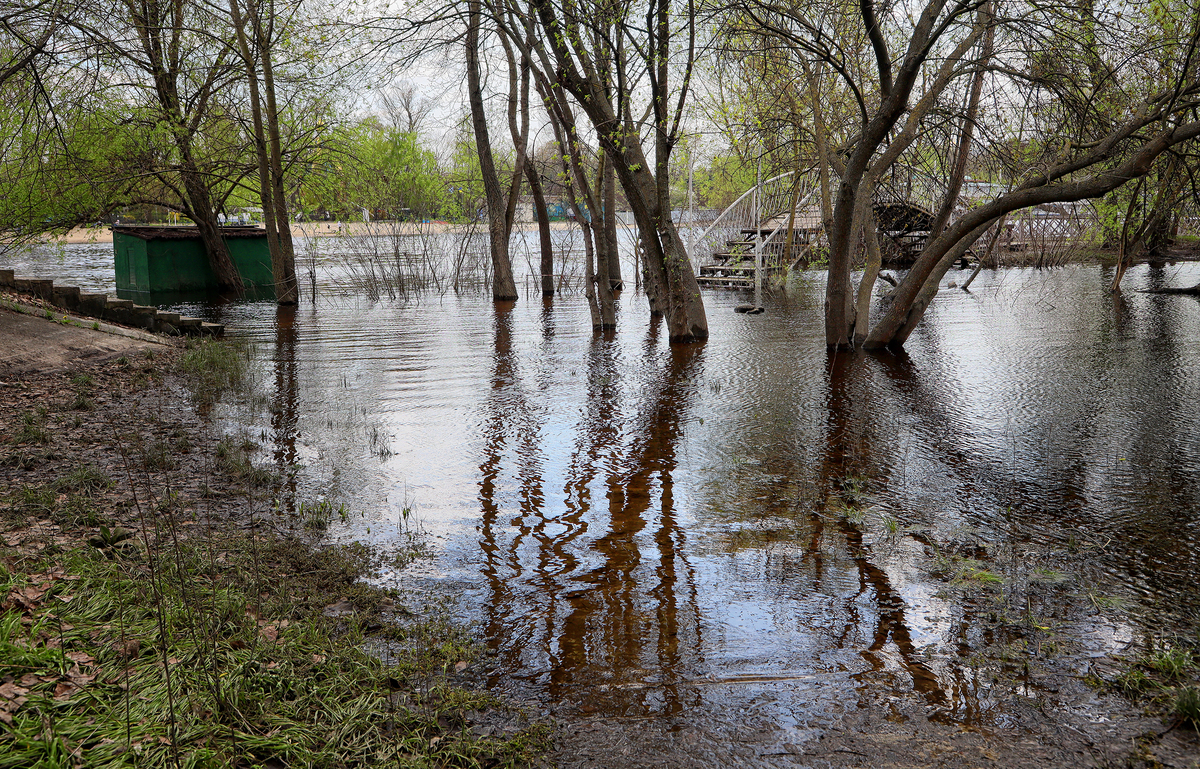 Весняна повінь