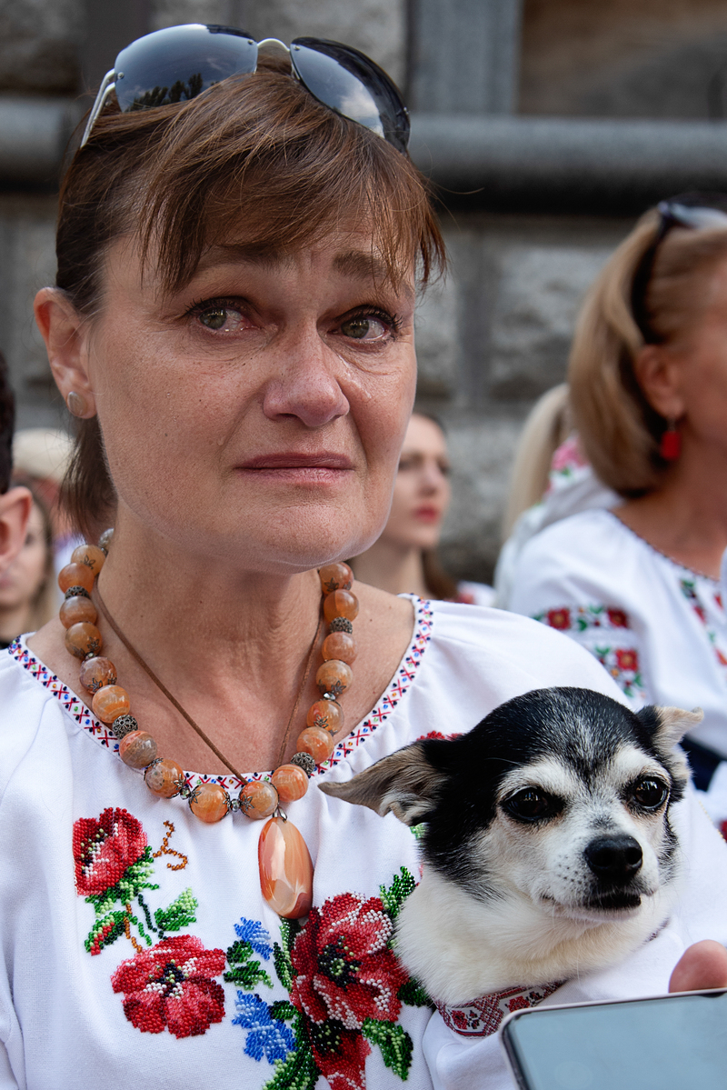 Чужого болю не буває