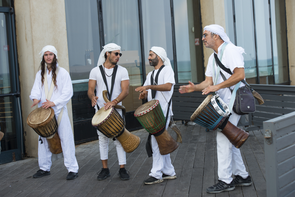 За роботою. Весільні музики