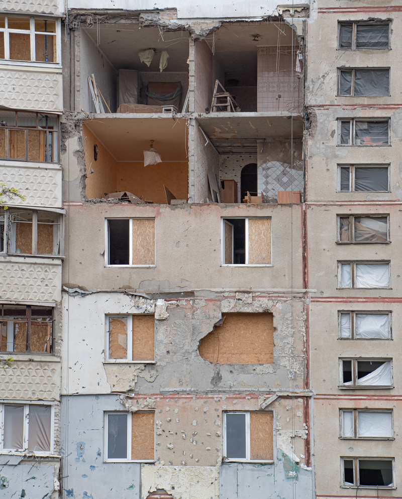 Зруйноване життя