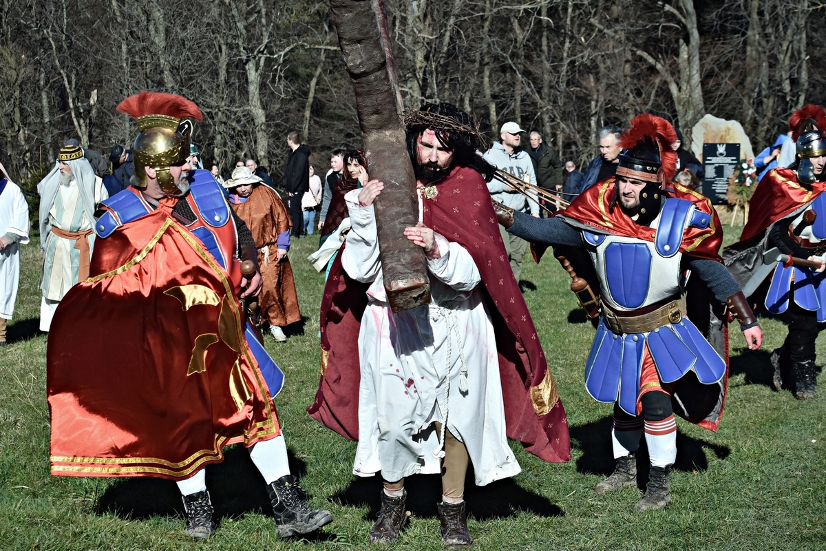 Mystery of the Passion 3