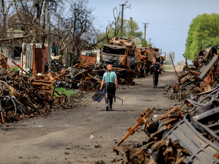Війна війною, а город чекає...
