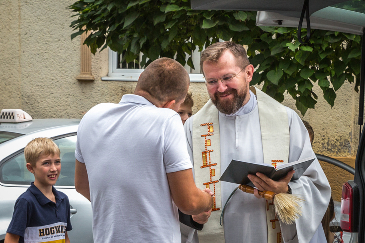 06.08 2023  м.Хуст Україна Освячення авто