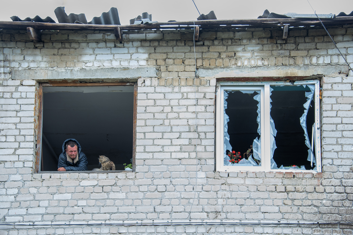 Двоє у вікні