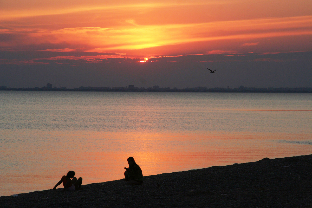 Теплий вечір