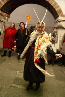 Танок(виступ гурту Київська Коляда на Щедрий Вечір)