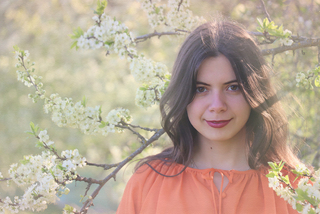 Вона носила сонце у волоссі