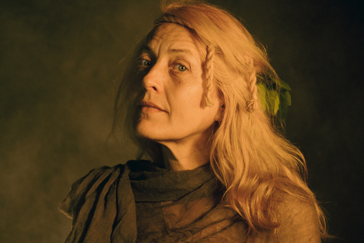 Проект Розкажи про внутрішньо переміщених жінок, що відродились з попелу війни