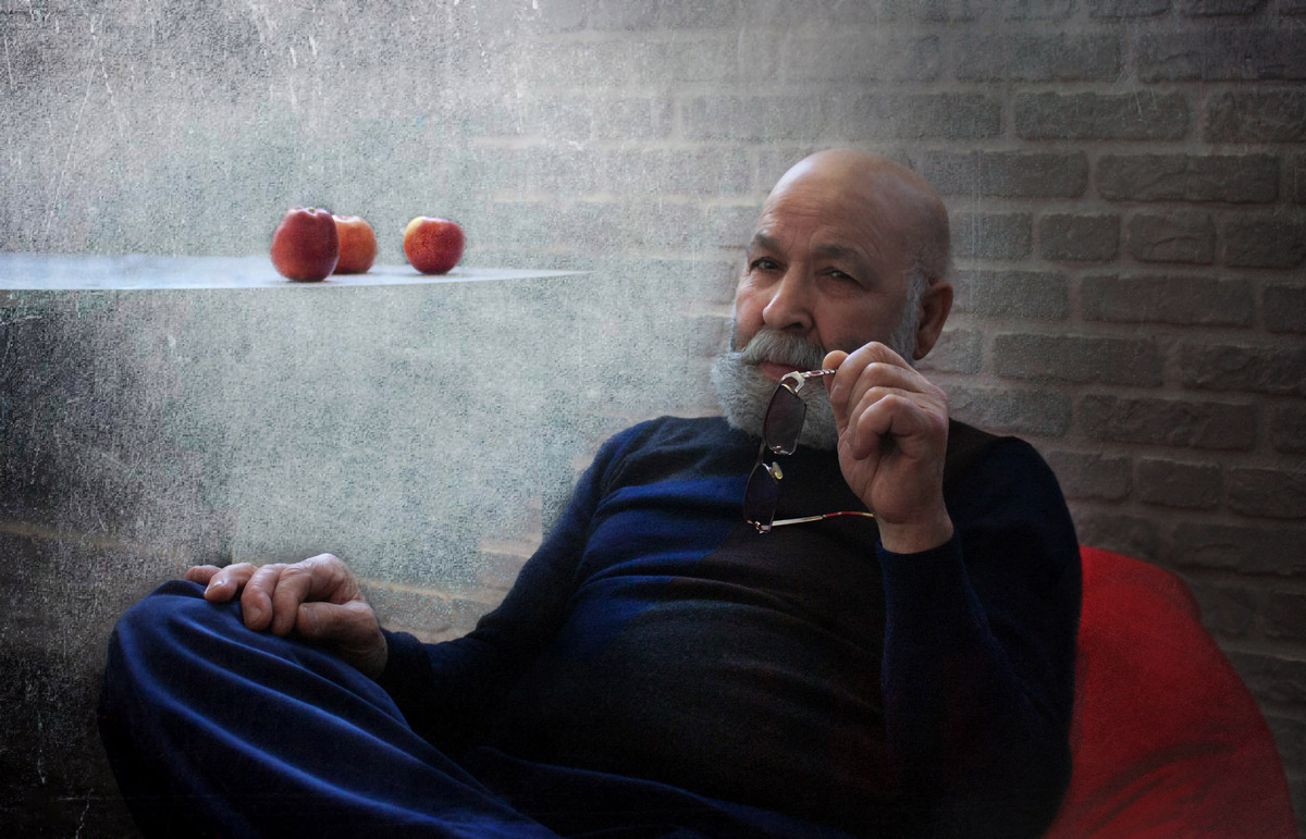 Портрет із яблуками