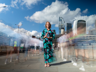 Зупинивши час