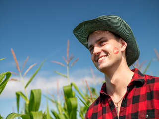 Під небом любові