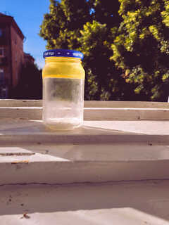 мухи ставали жирніше, меду ставало - меньше