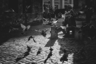 Центральна площа