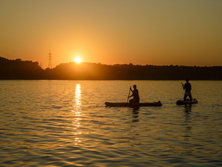 Захід на озері