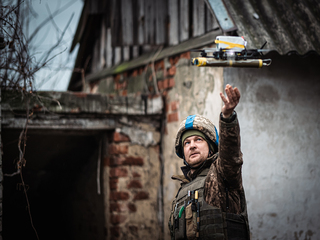 Бойовий виліт FPV дрона на ДАП