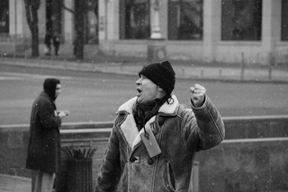 Проявив гучних гасел