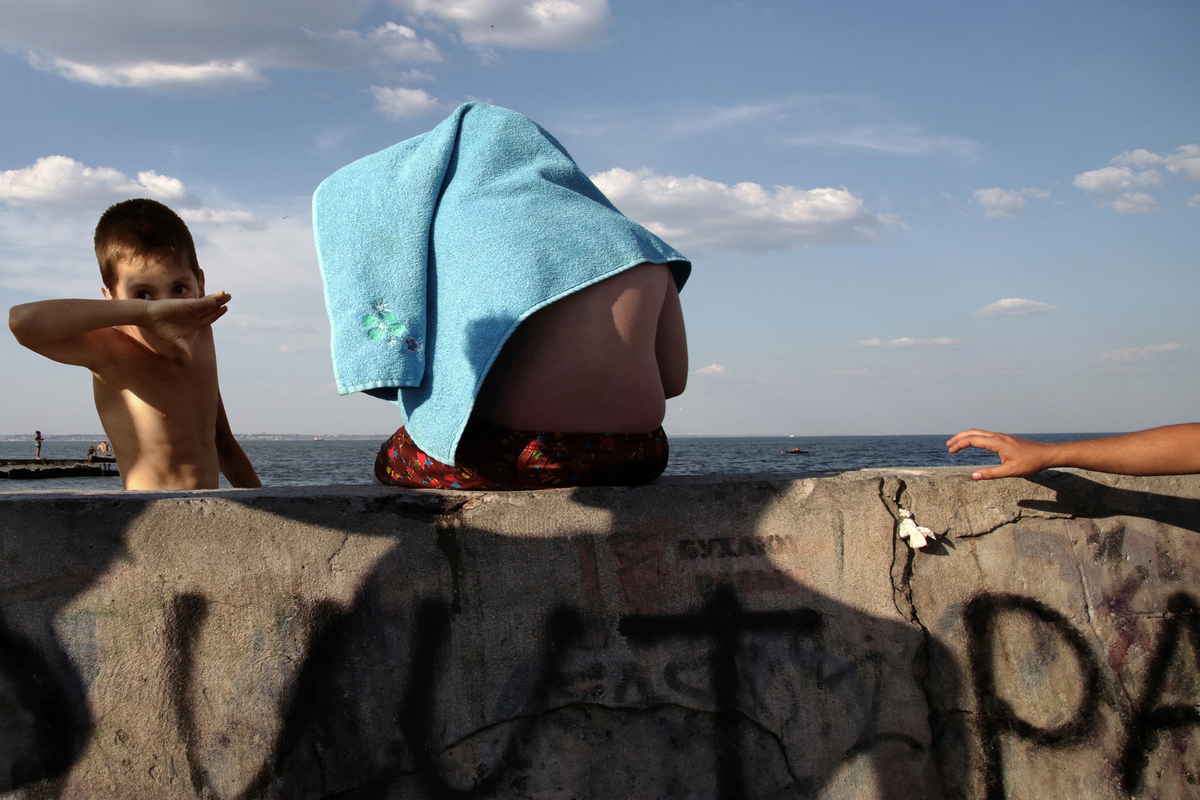 Пацани та море