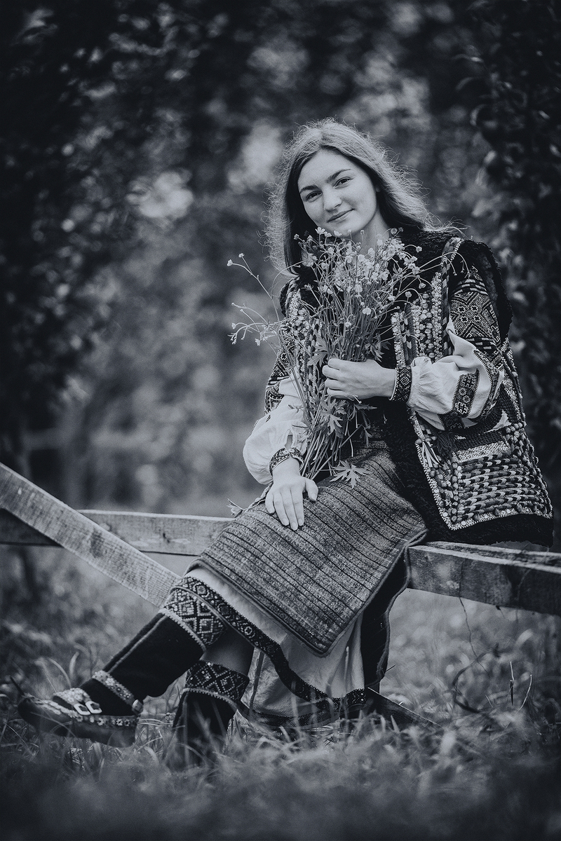 Молода гуцулка